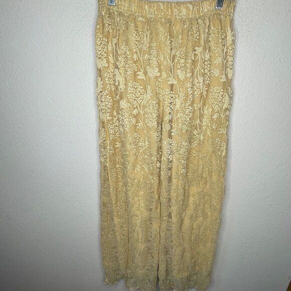 Vintage Lace Pants - Picture 6 of 8